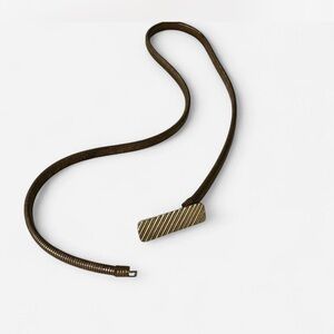 Elastic metal women’s belt gold colored